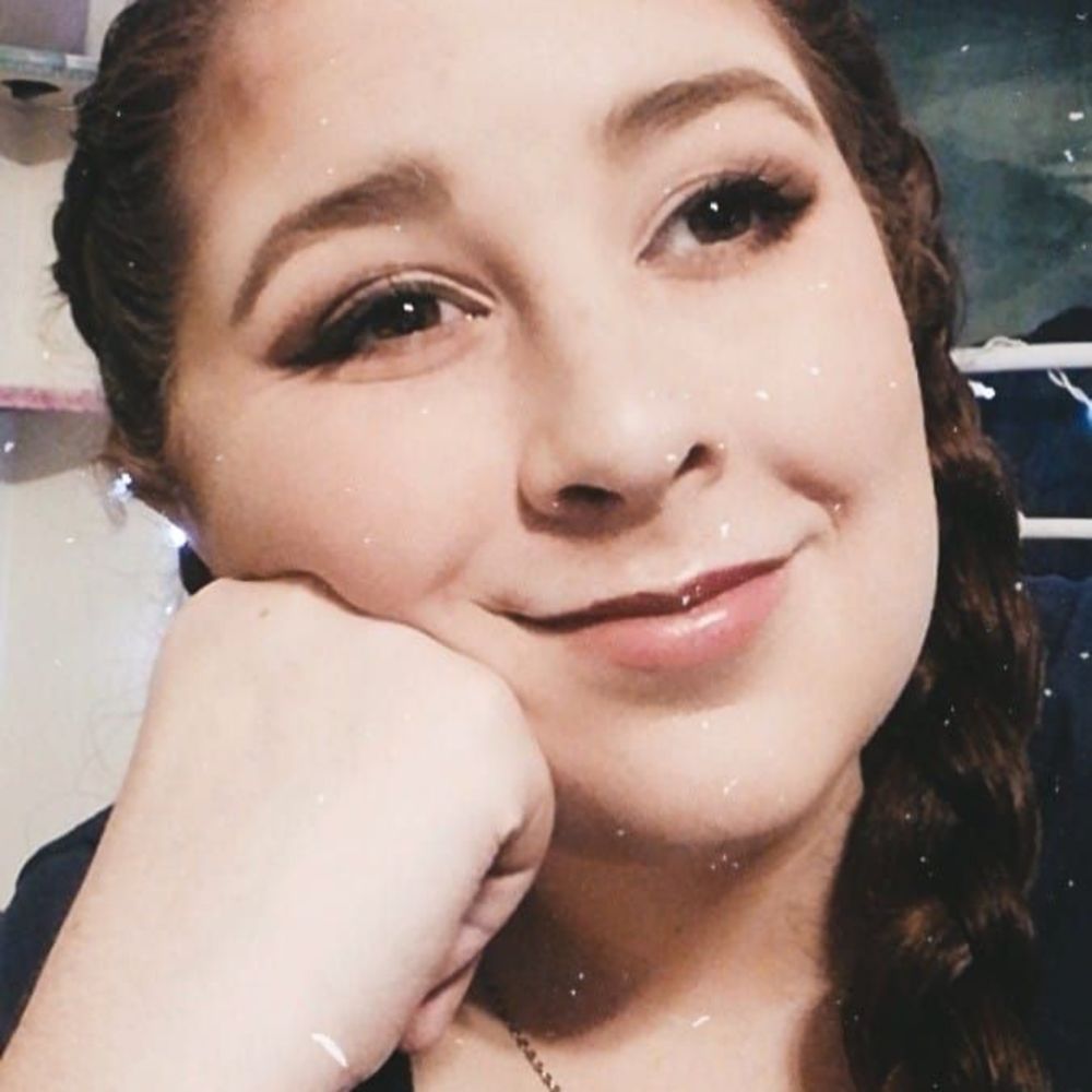Meet your Posher, Josy